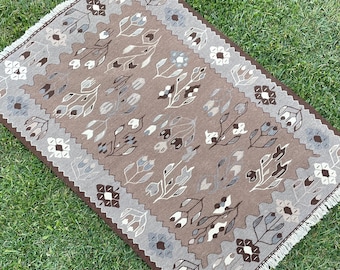 Alfombra de lana natural, alfombra marrón, alfombra floral, alfombra Kilim, alfombra Oushak, alfombra rumana, decoración bohemia, alfombra Oushak turca, alfombra vintage, 1,19 m x 1,63 m
