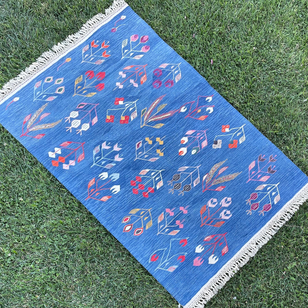 Rustic Kilim Rug, Blue Kilim Rug, Floral Handwoven Rug, Turkish Rug
