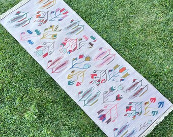 Flowers Pattern Kilim Rug Runner, Handmade Wool Floor Rug Runner, Hand Kelim Teppich, Turkish Oushak Runner, Narrow Runner, 2’3” x 6’7” feet