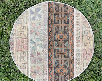 Vintage Patchwork Small Round Rug, Circle Door Mats Rug, Bathroom Rugs, 2’5x2’5 Oval Kilim Rug, Turkish Handmade Rug, Bedroom Round Rug