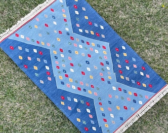 Tappeto Kilim blu, Kilim di lana blu 4 x 6, tappeto moderno per la casa, tappeto blu indaco fatto a mano, tappeto Kilim turco, tappeto Kilim lavabile