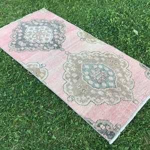 Vintage Pink Small Turkish Rug, Distressed Oushak Rug, Door Mat Rug Rug, Pale Pink Small Rug, Mat Rug, Bohemian Small Rug, 2’2&quot;x4’5&quot; feet