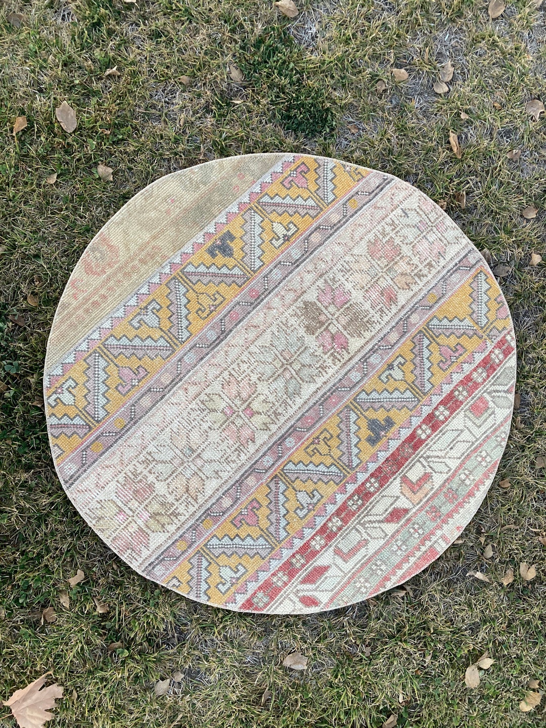 Patchwork Round Rug, Vintage Round Rug, Low Pile Distressed Round Rug