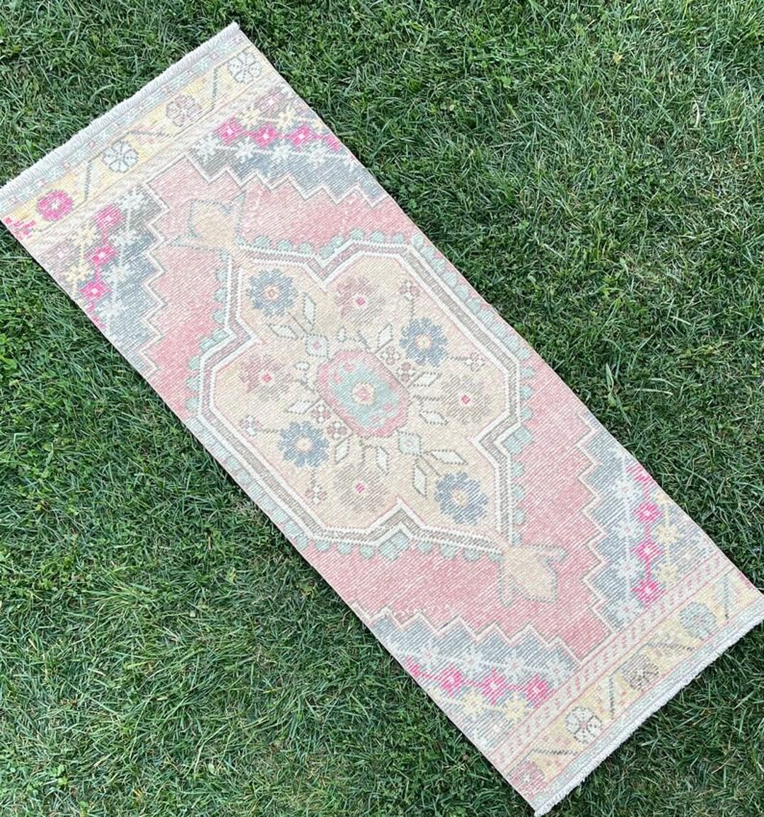 Short Rug Small Runner Rug, Kitchen Rug, Hallway Rug, Turkish Runner Rug, Vintage ...