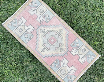 Vintage Floor Rug, Small Area Rug, Tribal Rugs, Turkish Kilim Rug, Handwoven Rug, Vintage Rug, Woven Rug, Carpet Rug, Door Mat, 1’6 x 3'2 ft