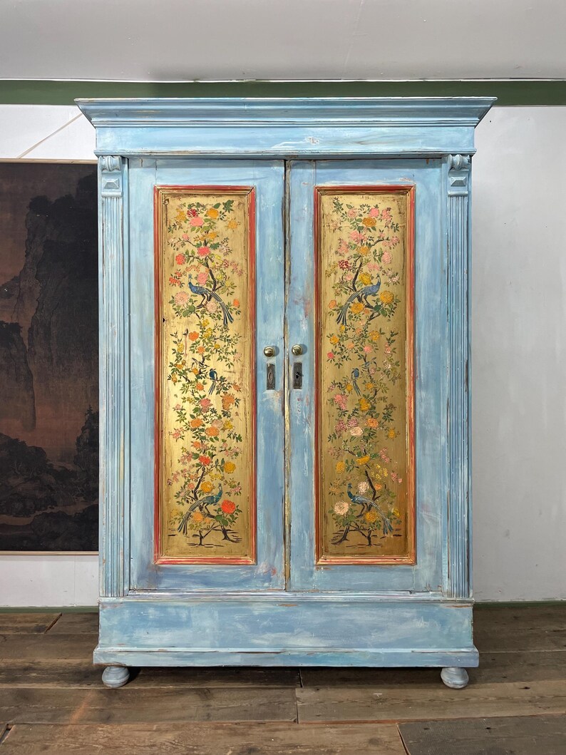 Vintage Painted Pine Wardrobe With Chinoiserie Panels. read Description
