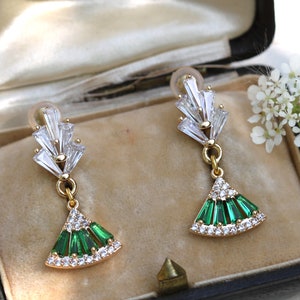 Art Deco Dainty Emerald Green Baguette Fan Earrings, 1920s Gatsby Flapper Style
