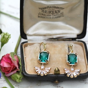 Art Deco Emerald Earrings, Dainty Green Crystal Earrings, Mother of the Bride Earrings, Bridesmaid Gifts, Fan Sunburst Earring, Deco Jewelry