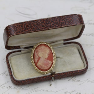 Sarah coventry cameo best sale