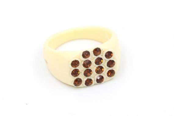 1960s hard plastic lucite ring, Original retro cre