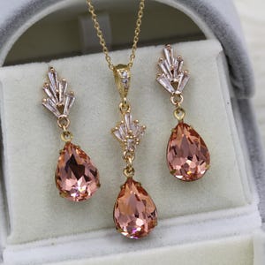 Boucles d&#39;oreilles de mariage pêche, boucles d&#39;oreilles en forme de larme corail art déco, bijoux de mariée Cottagecore des années 1920