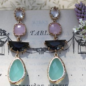 Grün und rosa Opal Ohrringe, viktorianische Cottagecore Ohrringe, hübsche Pastell Hochzeit Ohrringe, wunderlicher kokett Schmuck