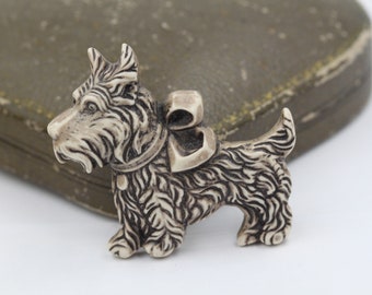 Art Deco Dog Brooch, Vintage Scottish Terrier Brooch Pin, 1920s Dog Jewelry, Gifts for Dog Lovers, 60th Birthday, Brooches for Women