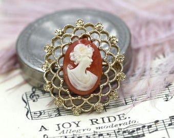Sarah Coventry Cameo Brooch, Victorian Style