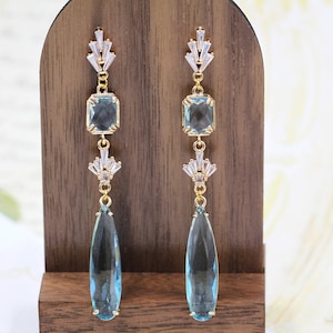 Kolczyki w kształcie łezki w stylu art déco z turkusem, bardzo długa biżuteria z kryształem akwamarynu