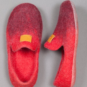 Wellwell Designs unisex wet felted ruby red slippers clogs with natural latex or leather soles red and purple minimalist house shoe cosy