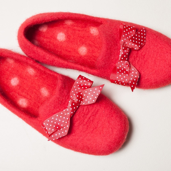 Ruby red clogs with beautiful silk ribbons, Handmade wet felted Eco friendly clogs, US and EU sizes available with Latex or Leather soles