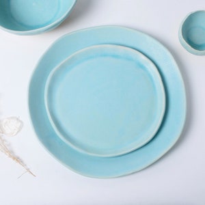 Aqua Matte Dinner Plate image 3