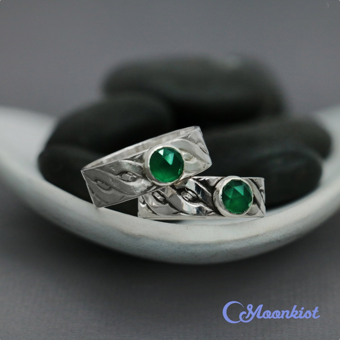 Mens Green Stone Ring Sterling Silver Celtic Wedding Band Etsy