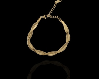 18 kt gouden gedraaide visgraatarmband