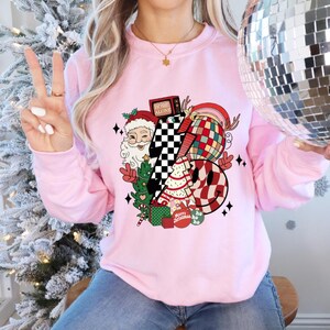 Retro Vintage Christmas Crewneck Sweatshirt Unisex, Vintage Christmas Sweatshirt, Christmas Sweater, Retro Christmas Sweatshirt. Checkered