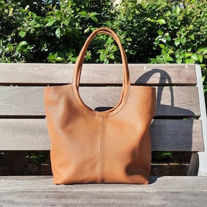 California leather tote bag with rounded straps, soft leather bag, bag for beach, elegant leather bag, caramel bag zdjęcie 1