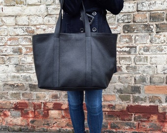 STOCKHOLM Black Leather Weekender Bag / Oversized Soft Leather Tote / Large workbag for laptop 17''