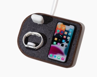 3 in 1 Charging Station - Wireless, MagSafe Charger for iPhone, Apple AirPods & Apple Watch or Google Pixel.