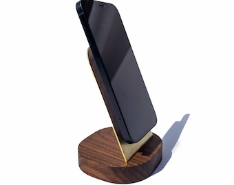 ウォールナット＆真鍮製マグ充電スタンド