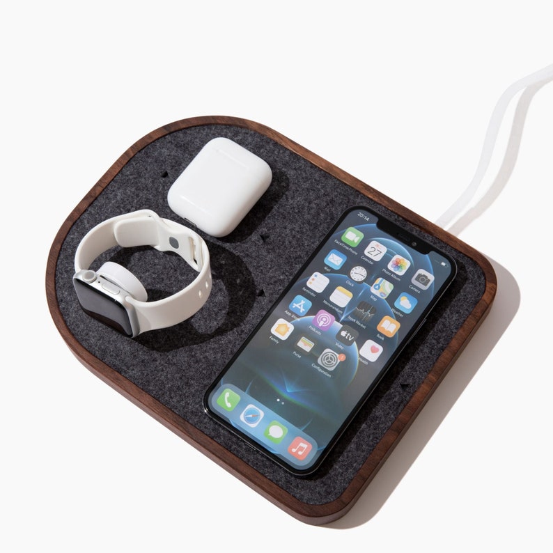 Charging Station - MagSafe Charger / Wireless Charger for iPhone, Apple AirPods & Apple Watch, Google Pixel Watch, 3 in 1 Docking Station.
