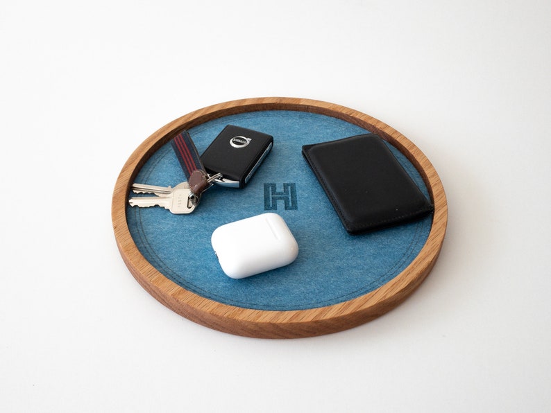Personalized Custom Valet Tray Made of Felt & Wood / Storage Tray and Custom Dish for Keys Wallet Phone and More image 2