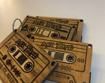 Spotify Retro Cassette Tape Key Chain, Valentines Day Gift, Personalized Music Code Song Keychain, Personalized Anniversary  Key Chain!