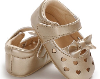 Baby's Girl's Non Slip Soft Sole Strap on Heart Punctured Sandals