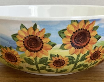 TABLETOPS UNLIMITED Sunflower Serving BOWL  Cute!