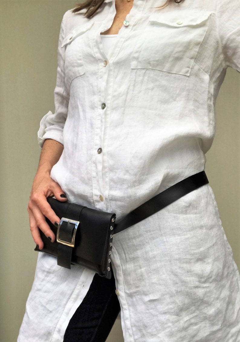 Rivets fanny pack for smartphone plus size Genuine black leather belt bag for woman