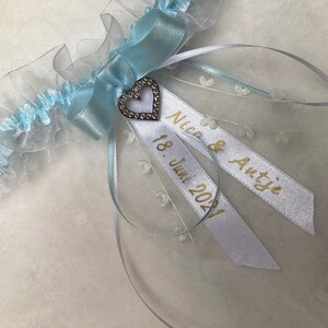 Strumpfband personalisiert, Etwas blaues, Organza weiß blau, Junggesellinnen Trauung, Hochzeitsaccessoires, bedruckt Namen Datum, Geschenk Bild 2