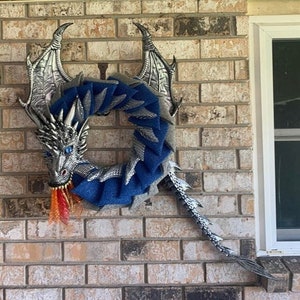 Dragon Wreath, Halloween Wreath, Dragon door hanger, Mythical Creature dragon wall hanger,
