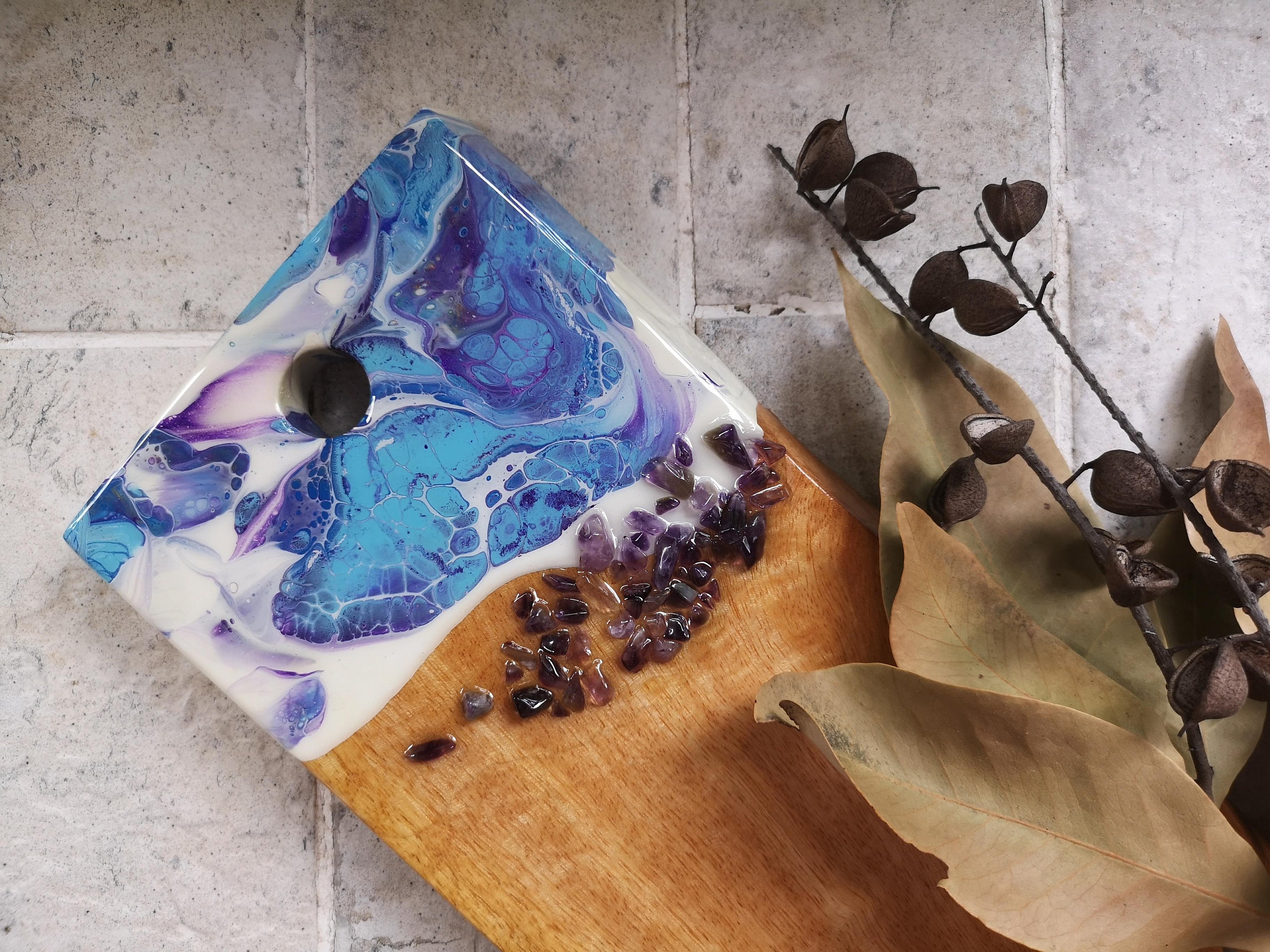 Resin cutting board with acrylic artwork and amethyst stones