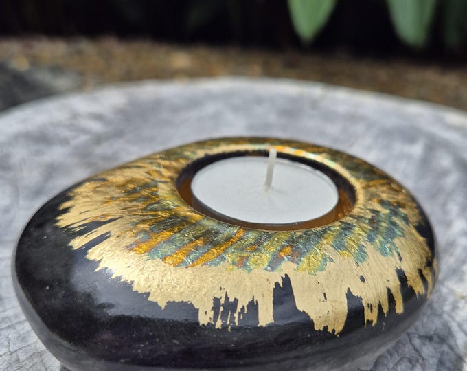 Large black and gold pebble shaped tealight candle holder