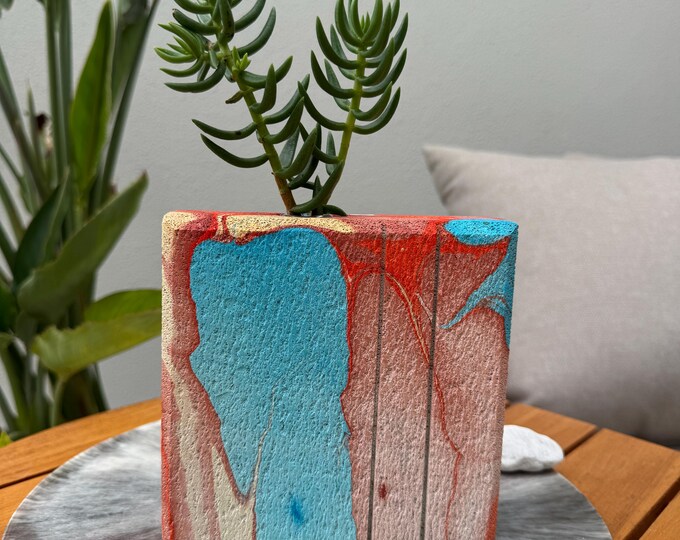 Wild Canyon Hand-sculpted concrete vase