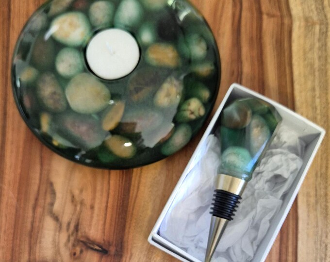 Green resin and river stones Resin tea light candle holder with matching wine stopper gift set
