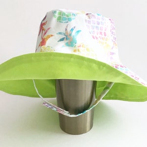 Girl Rainbow Pineapple Toddler Medium Wide Brim Bucket Hat, Chinstrap, for the Beach, Sun and Outdoors image 1