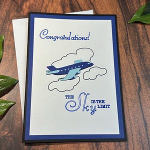 Cooler bleu marine et carte plus sage, hbd de loin, carte de célébration