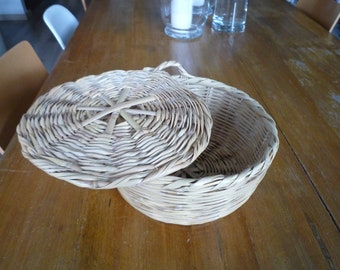 Basket for bread, food, storage, sewing, knitting