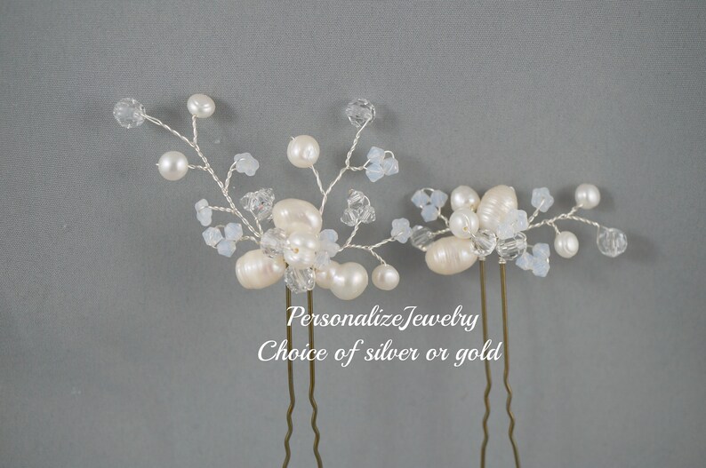 Wedding hair sticks Unique hair pin Bridal freshwater hair pins Silver gold wire crystal Wedding hair piece Set of 2 Cream white pearls