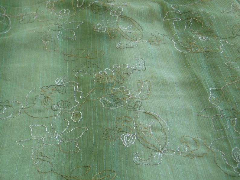 kiwi Noble CHIFFON embroidered