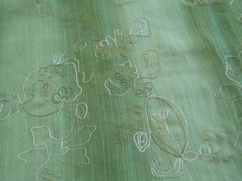 kiwi Noble CHIFFON embroidered