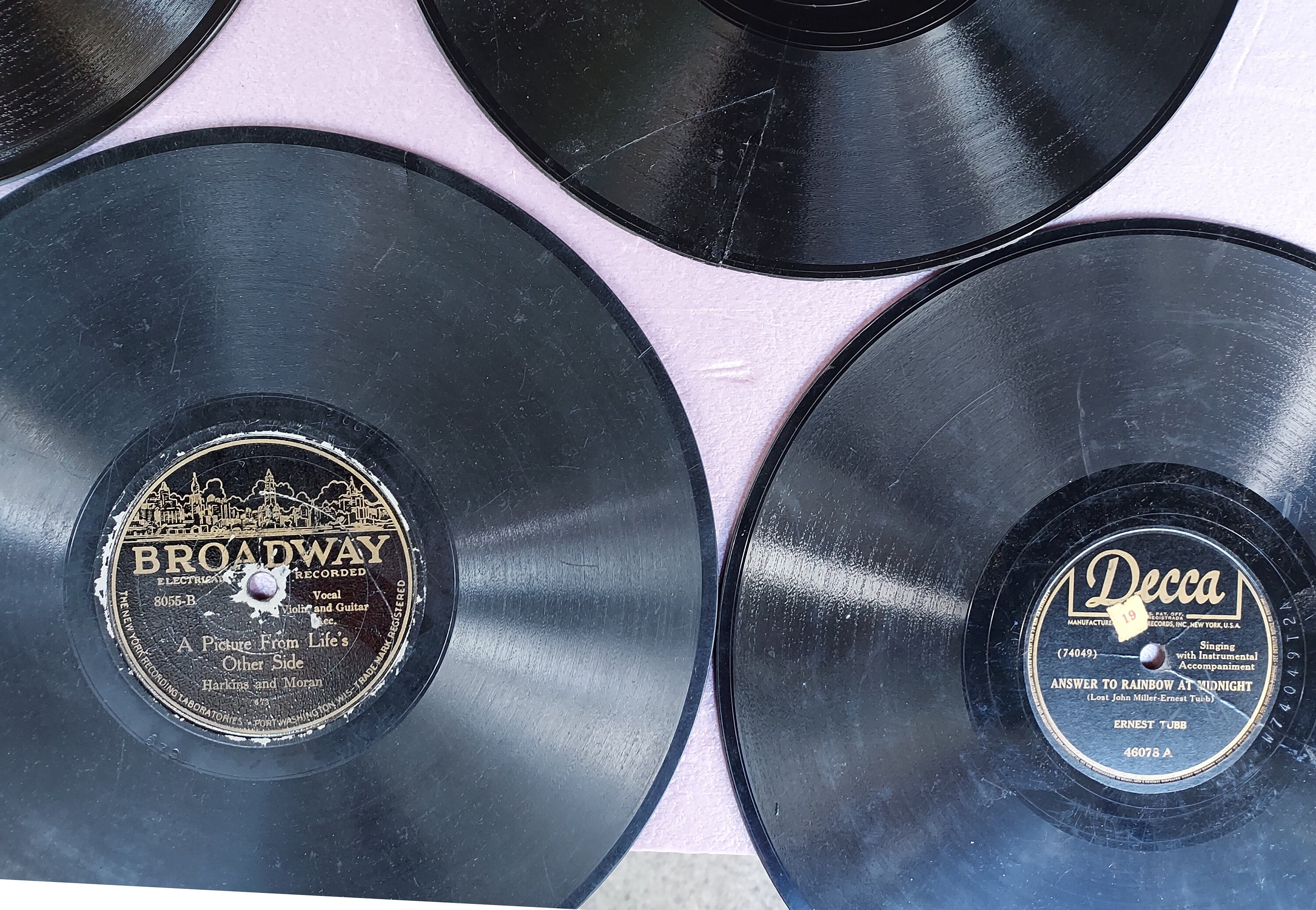 LOT of 4 10-inch 78rpm Cracked/damaged COUNTRY & Old-time