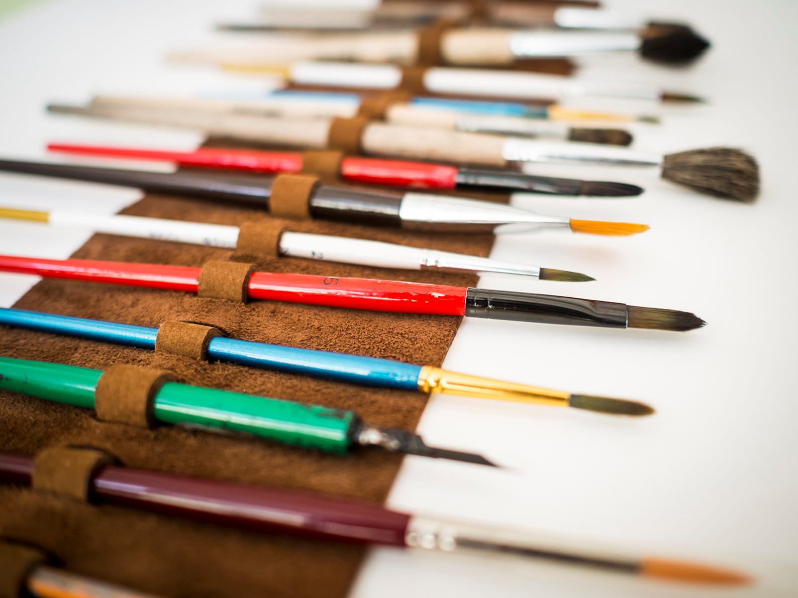 Leather Paint Brush Case Leather Pencil Roll Leather Artist Etsy