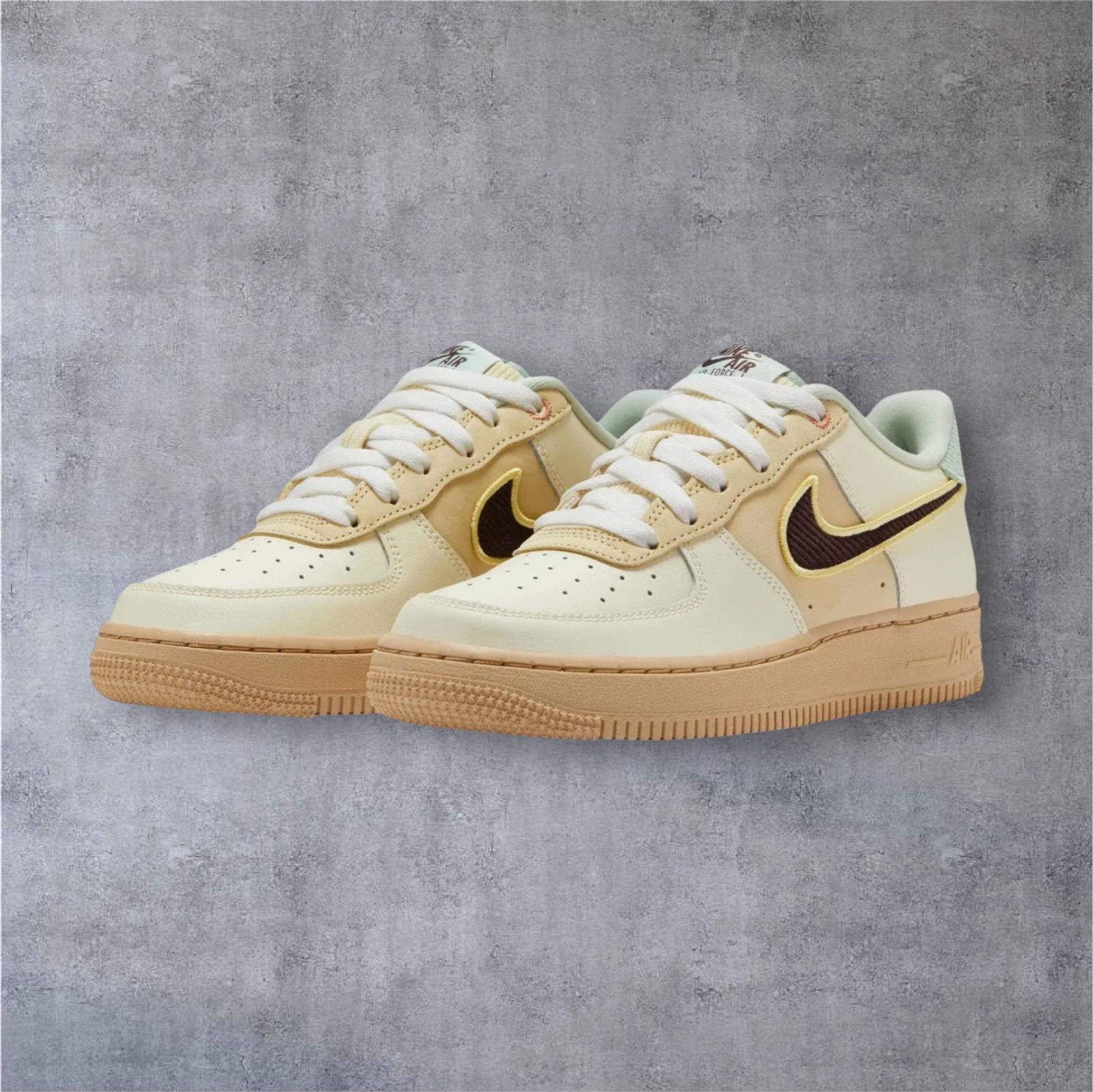nike air force 1 lv8 white sketch